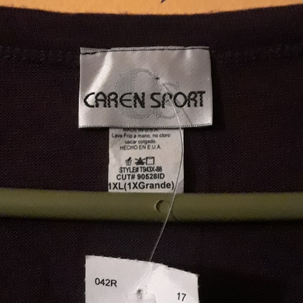 Sweater - Picture 3 of 4